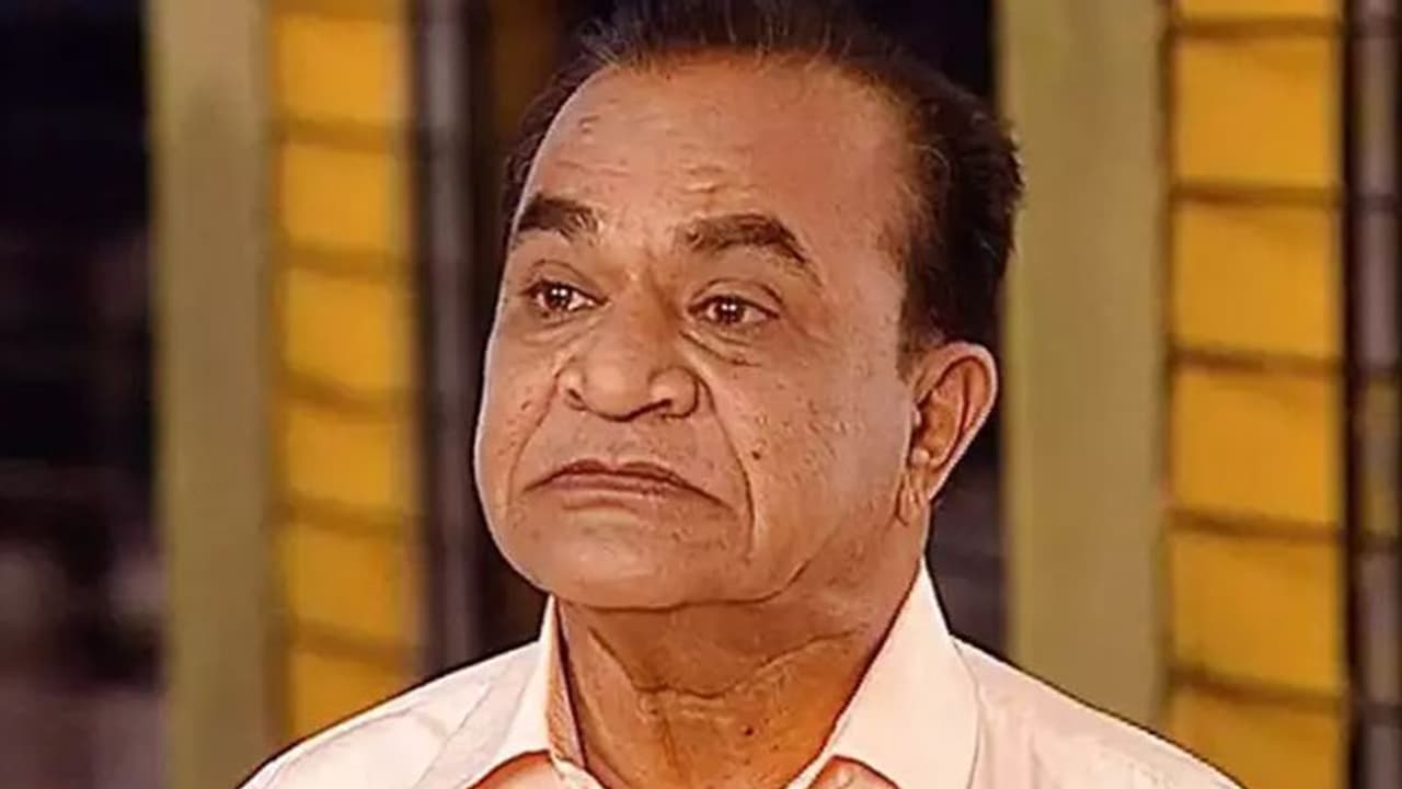 आखिर क्या कहा तारक मेहता का उल्टा चश्मा में नए नट्टू काका को लेने पर घनश्याम नायक के बेटे ने ? आखिर क्या कहा तारक मेहता का उल्टा चश्मा में नए नट्टू काका को लेने पर घनश्याम नायक के बेटे ने ?