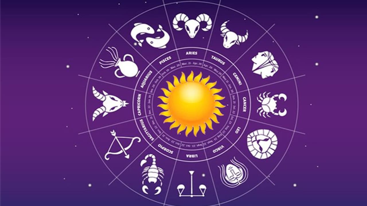 Weekly Horoscope साप्ताहिक राशिफल 4 से 10 जुलाई 2022: मेष धनु वालों को मिलेगा किस्मत का साथ, ये रहें सावधान