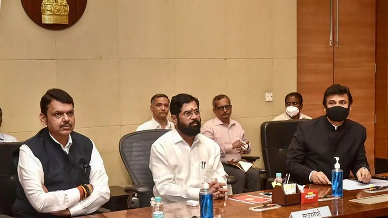 ಮೋದಿ ಫೋನ್‌ ಕರೆಗೆ ಮಣಿದ ಫಡ್ನವೀಸ್‌, ಸಿಎಂ ಪಟ್ಟ ಬಿಟ್ಟುಕೊಟ್ಟ ರಹಸ್ಯ ಹೀಗಿದೆ!