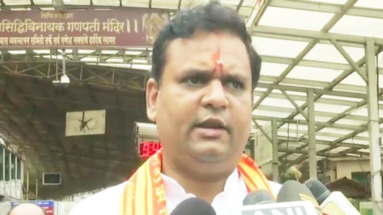 महाराष्ट्र : आखिर कौन हैं राहुल नार्वेकर जिन्हें बीजेपी ने विधानसभा अध्यक्ष के लिए चुना महाराष्ट्र : आखिर कौन हैं राहुल नार्वेकर जिन्हें बीजेपी ने विधानसभा अध्यक्ष के लिए चुना