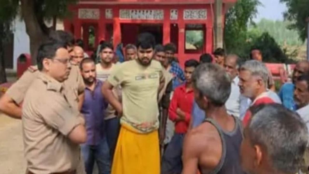 अयोध्या में की गई अमेठी के युवक की हत्या, हनुमान मंदिर परिसर में मिला शव अयोध्या में की गई अमेठी के युवक की हत्या, हनुमान मंदिर परिसर में मिला शव