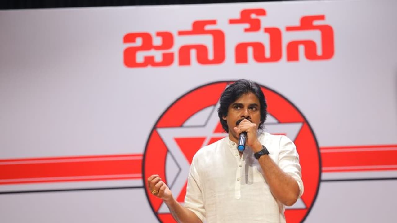 ధైర్యంగా ఉండండి.. జగన్ అరాచకాలపై ఐక్యంగా పోరాడుదాం నారా లోకేష్ కు పవన్ కల్యాణ్ ఫోన్..