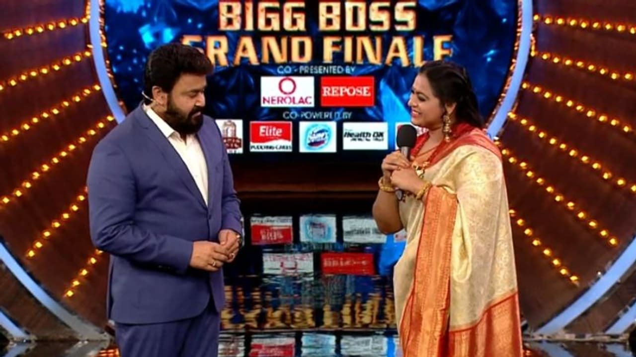 'ഒട്ടും എളുപ്പമായിരുന്നില്ല ആ നൂറ് ദിനങ്ങള്'; മോഹന്ലാലിനോട് ലക്ഷ്മിപ്രിയ 'ഒട്ടും എളുപ്പമായിരുന്നില്ല ആ നൂറ് ദിനങ്ങള്'; മോഹന്ലാലിനോട് ലക്ഷ്മിപ്രിയ