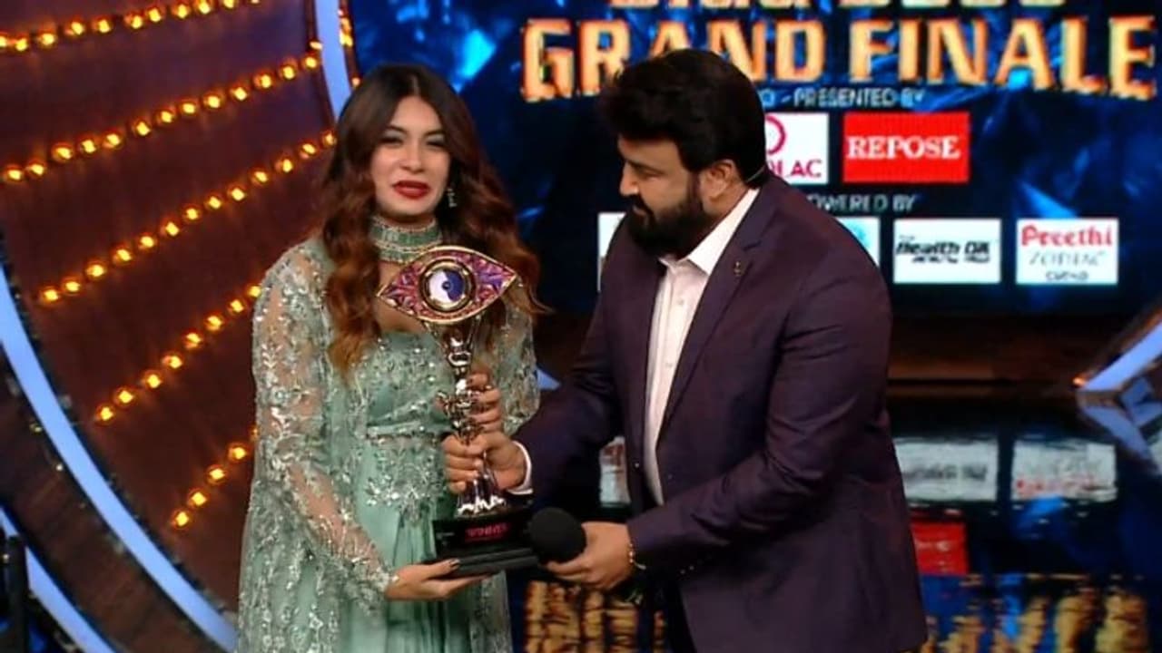 Bigg Boss grand finale Highlights : മലയാളം ബിഗ് ബോസില്‍ ആദ്യമായി വനിതാ ടൈറ്റില്‍ വിന്നര്‍