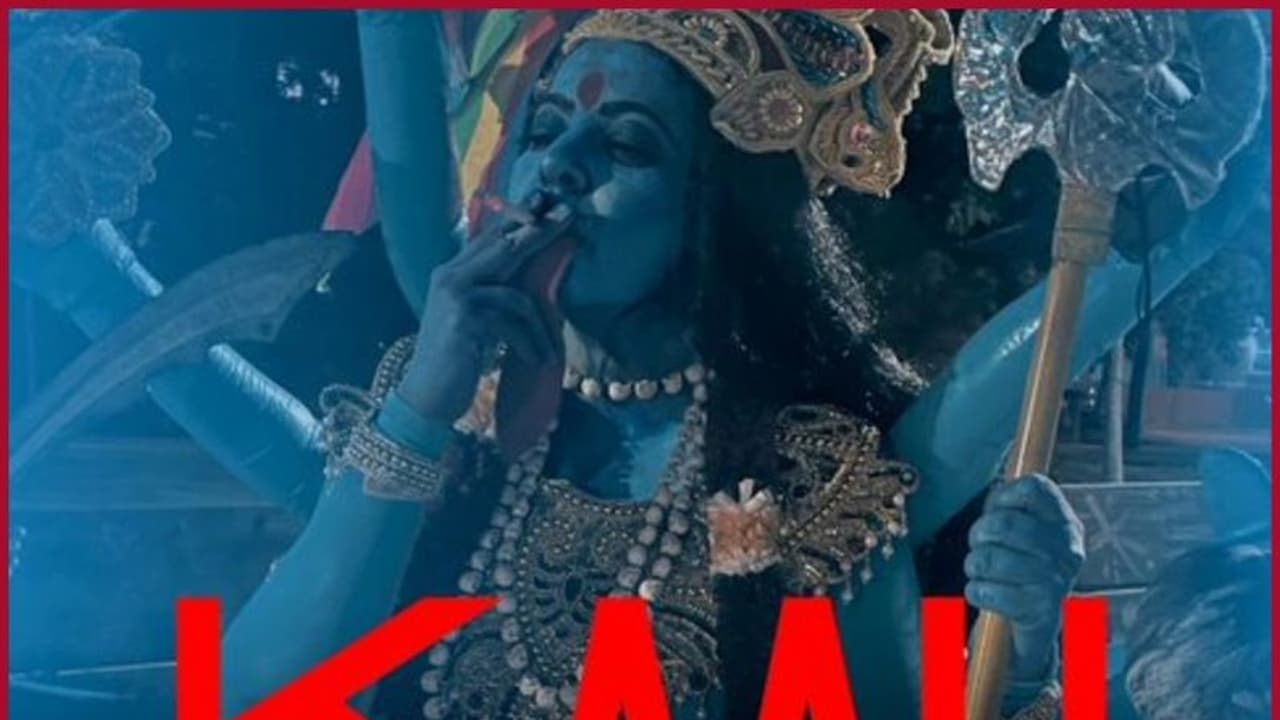 বিতর্কিত কালী পোস্টার নিয়ে ক্ষমা চাইল আগা খান মিউজিয়াম, বন্ধ হল মণিমেকালাইয়ের তৈরি তথ্যচিত্রের প্রদর্শনী