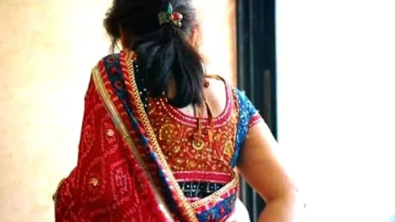 அடத்தூ... அண்ணி மீது ஏற்பட்ட ஒருதலைக் காதல்... அண்ணனை தலையில் கல்லால் தாக்கி கொன்ற தம்பி. 