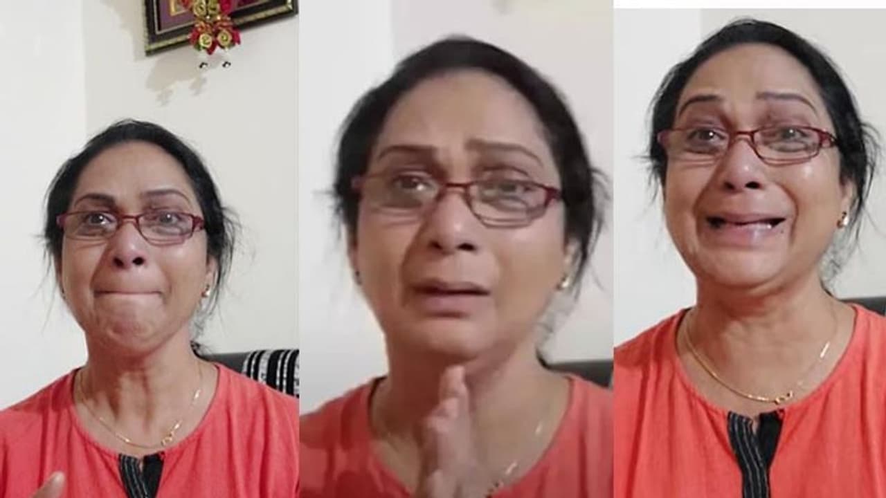 मराठी सीरियल 'सहकुटुंब सहपरिवार' के डायरेक्टर पर FIR, सीनियर एक्ट्रेस ने लगाया था ये चौंकाने वाला आरोप मराठी सीरियल 'सहकुटुंब सहपरिवार' के डायरेक्टर पर FIR, सीनियर एक्ट्रेस ने लगाया था ये चौंकाने वाला आरोप