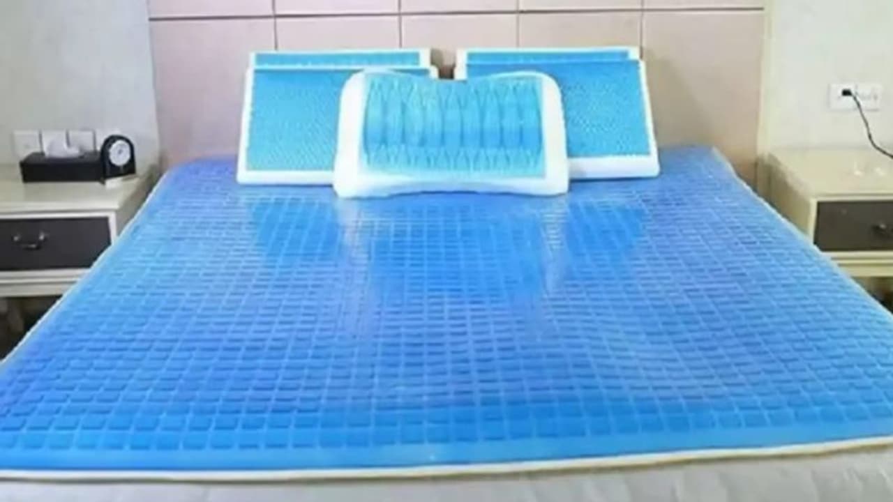 गर्मी में कूल कूल रखेगी यह चादर बेड पर बिछते ही हो जाती है ठंडी, जानिए इसकी खासियत गर्मी में कूल कूल रखेगी यह चादर बेड पर बिछते ही हो जाती है ठंडी, जानिए इसकी खासियत