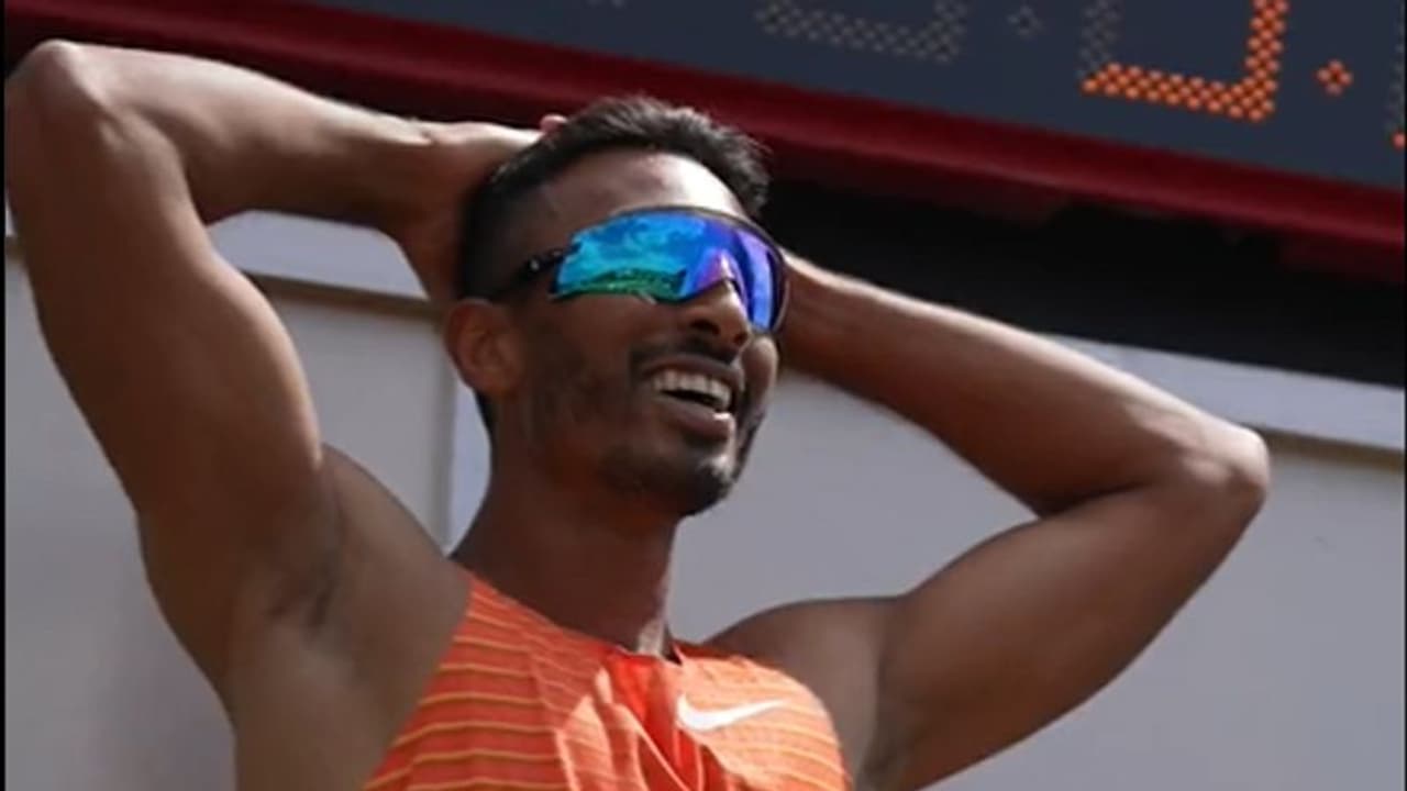 100 മീറ്ററിൽ ചരിത്രനേട്ടവുമായി ശ്രീലങ്കൻ സ്പ്രിന്റർ യുപുൻ അബെയ്കൂൻ 100 മീറ്ററിൽ ചരിത്രനേട്ടവുമായി ശ്രീലങ്കൻ സ്പ്രിന്റർ യുപുൻ അബെയ്കൂൻ