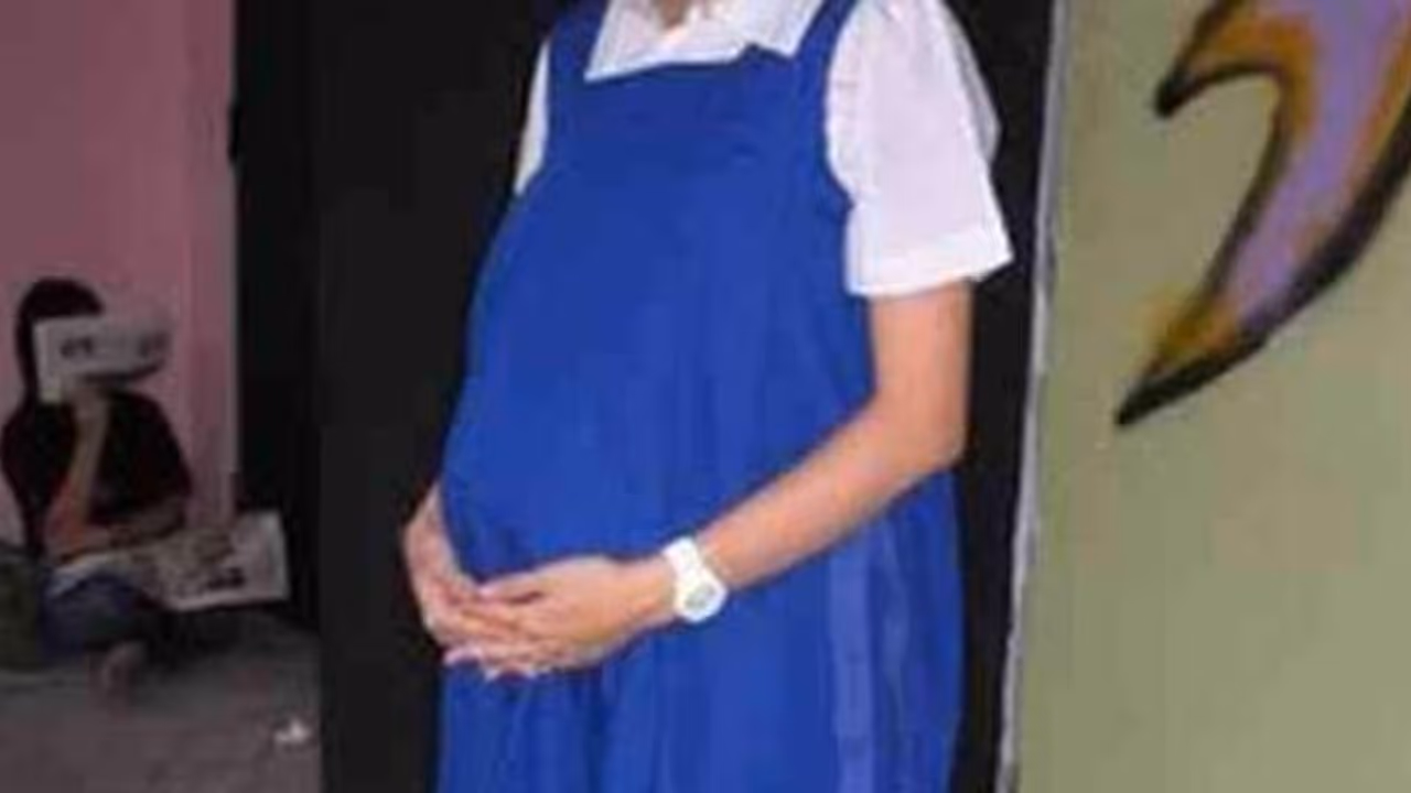 जोधपुर में 15 साल की लड़की 5 महीने की गर्भवती, सच सामने आया तो दहल गया परिवार...पुलिस डॉक्टर भी शॉक्ड जोधपुर में 15 साल की लड़की 5 महीने की गर्भवती, सच सामने आया तो दहल गया परिवार...पुलिस डॉक्टर भी शॉक्ड