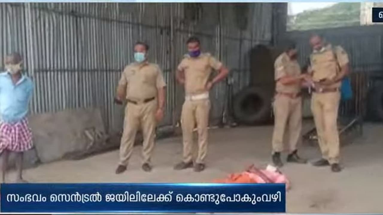 ബീഡി വാങ്ങി നല്കിയില്ല; സ്വയം തല അടിച്ചുപൊട്ടിച്ച് സെൻട്രൽ ജയിലിലേക്ക് കൊണ്ടുവരുകയായിരുന്ന പ്രതി ബീഡി വാങ്ങി നല്കിയില്ല; സ്വയം തല അടിച്ചുപൊട്ടിച്ച് സെൻട്രൽ ജയിലിലേക്ക് കൊണ്ടുവരുകയായിരുന്ന പ്രതി