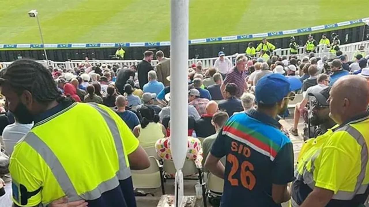 इंग्लैंड में फिर भारतीय पर हुई नस्लीय टिप्पणी, वेल्स क्रिकेट बोर्ड करेगा मामले की जांच इंग्लैंड में फिर भारतीय पर हुई नस्लीय टिप्पणी, वेल्स क्रिकेट बोर्ड करेगा मामले की जांच