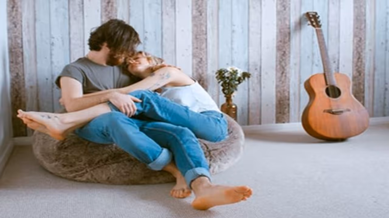 সঙ্গমের সময় বিছানায় চরম সুখ পেতে চান? কখনও খাবেন না এই সাতটি ওষুধ