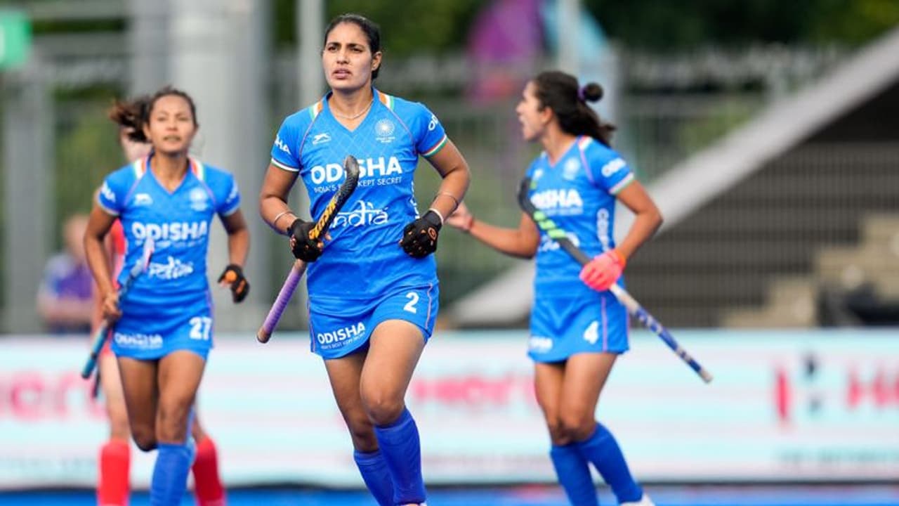 Women's Hockey World Cup: ಕಿವೀಸ್ ಮಣಿಸಿ ಕ್ವಾರ್ಟರ್ಗೇರುತ್ತಾ ಭಾರತ..? Women's Hockey World Cup: ಕಿವೀಸ್ ಮಣಿಸಿ ಕ್ವಾರ್ಟರ್ಗೇರುತ್ತಾ ಭಾರತ..?
