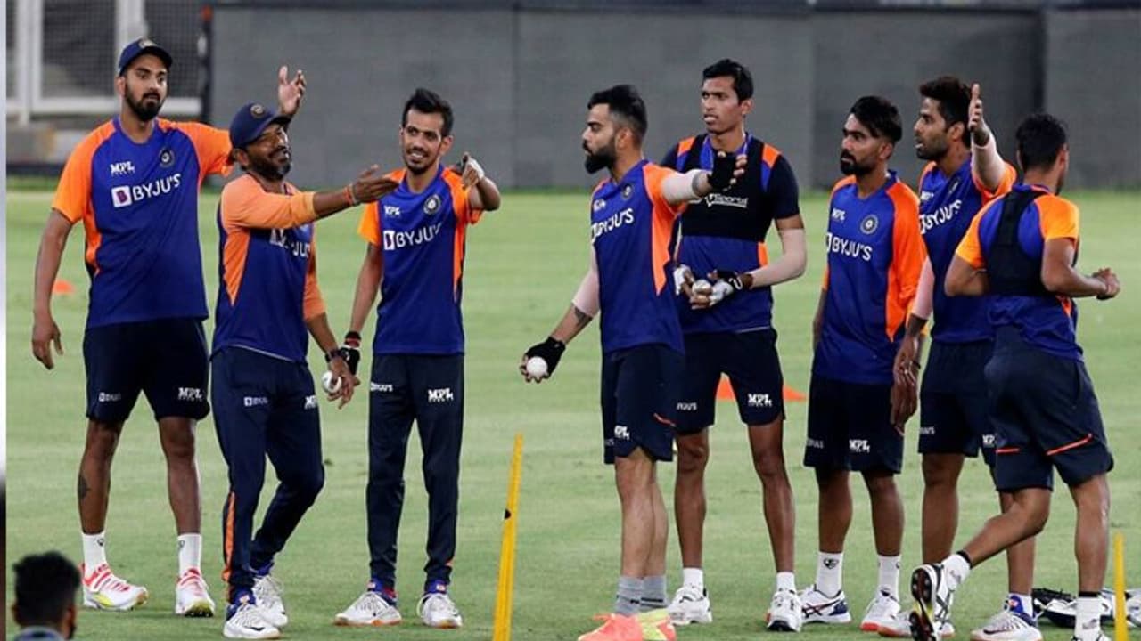 एक्सपेरिमेंट का समय खत्म, अब T20 World Cup के लिए अपने बेस्ट प्लेइंग 11 उतारेगी भारतीय टीम एक्सपेरिमेंट का समय खत्म, अब T20 World Cup के लिए अपने बेस्ट प्लेइंग 11 उतारेगी भारतीय टीम