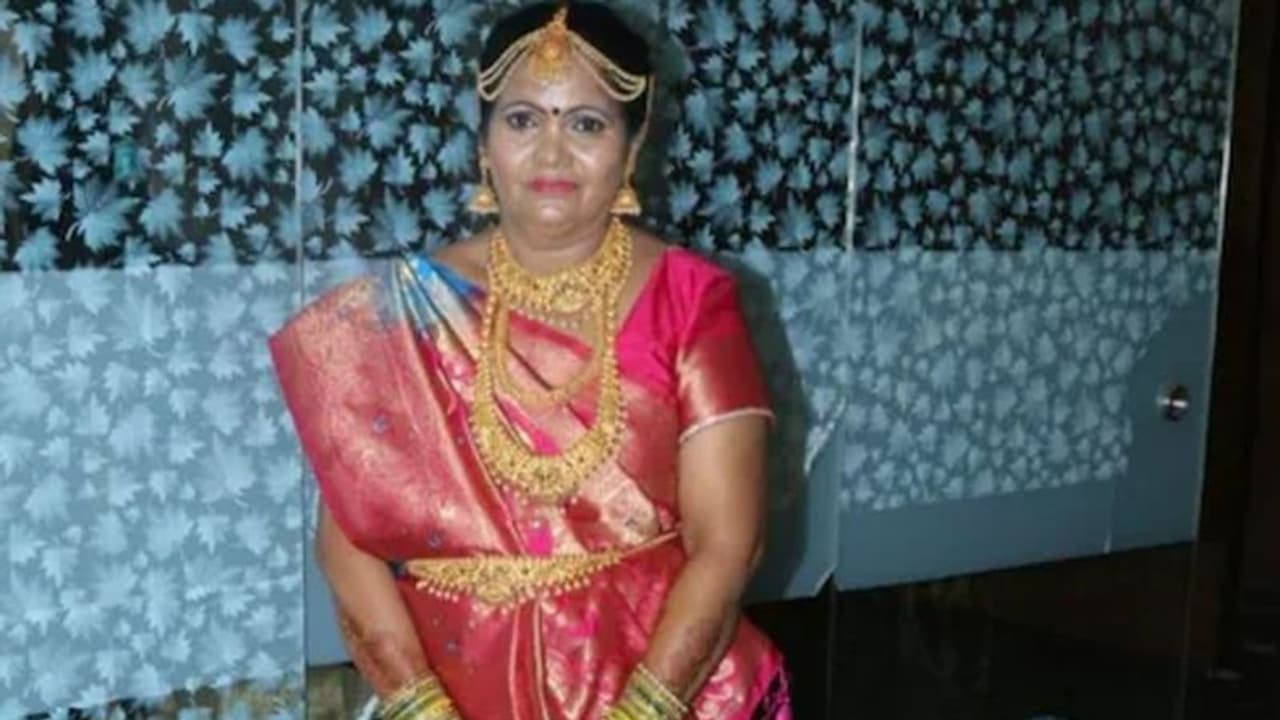 ಬ್ಯೂಟಿಪಾರ್ಲರ್ ಮಹಿಮೆ: 30ರ ತರುಣಿ ಎಂದು 54ರ ಅಂಟಿಯ ಮದುವೆಯಾಗಿ ಮೋಸ ಹೋದ ವರ