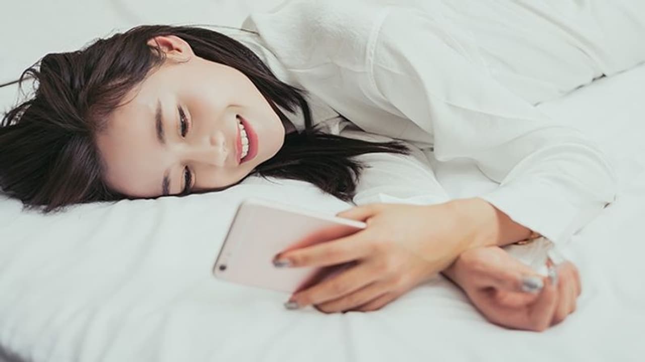 Here are 7 ways of being in a long distance relationship Here are 7 ways of being in a long distance relationship