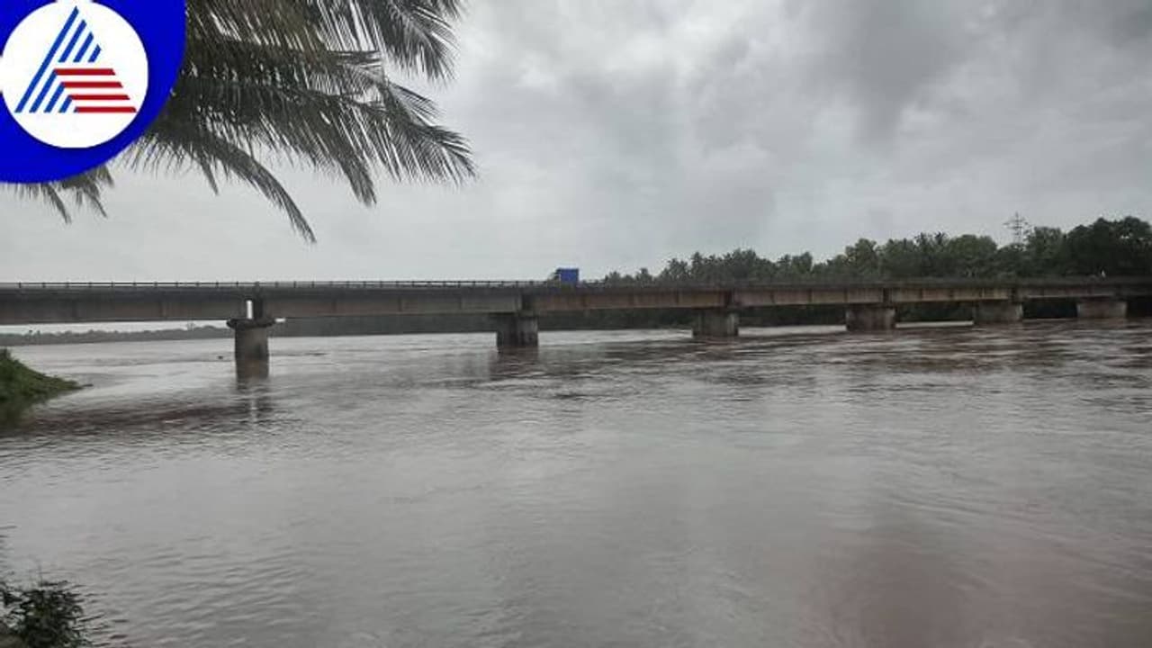 ಮಳೆ ಕಡಿಮೆಯಾದರೂ ನಿಲ್ಲದ ನೆರೆಹಾವಳಿ: ಉಡುಪಿಯಲ್ಲಿ ರೆಡ್ ಅಲರ್ಟ್
