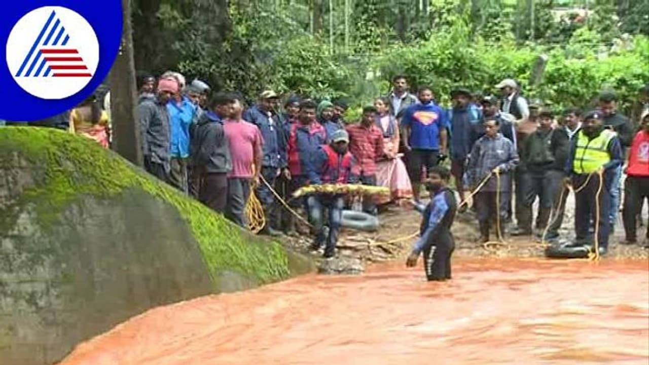 ಚಿಕ್ಕಮಗಳೂರು ಜಿಲ್ಲೆಯಲ್ಲಿ ಮುಂದುವರೆದ ಭಾರೀ ಮಳೆ: ಇನ್ನೂ ನಾಲ್ಕು ದಿನ ಆರೆಂಜ್ ಅಲರ್ಟ್ ಚಿಕ್ಕಮಗಳೂರು ಜಿಲ್ಲೆಯಲ್ಲಿ ಮುಂದುವರೆದ ಭಾರೀ ಮಳೆ: ಇನ್ನೂ ನಾಲ್ಕು ದಿನ ಆರೆಂಜ್ ಅಲರ್ಟ್