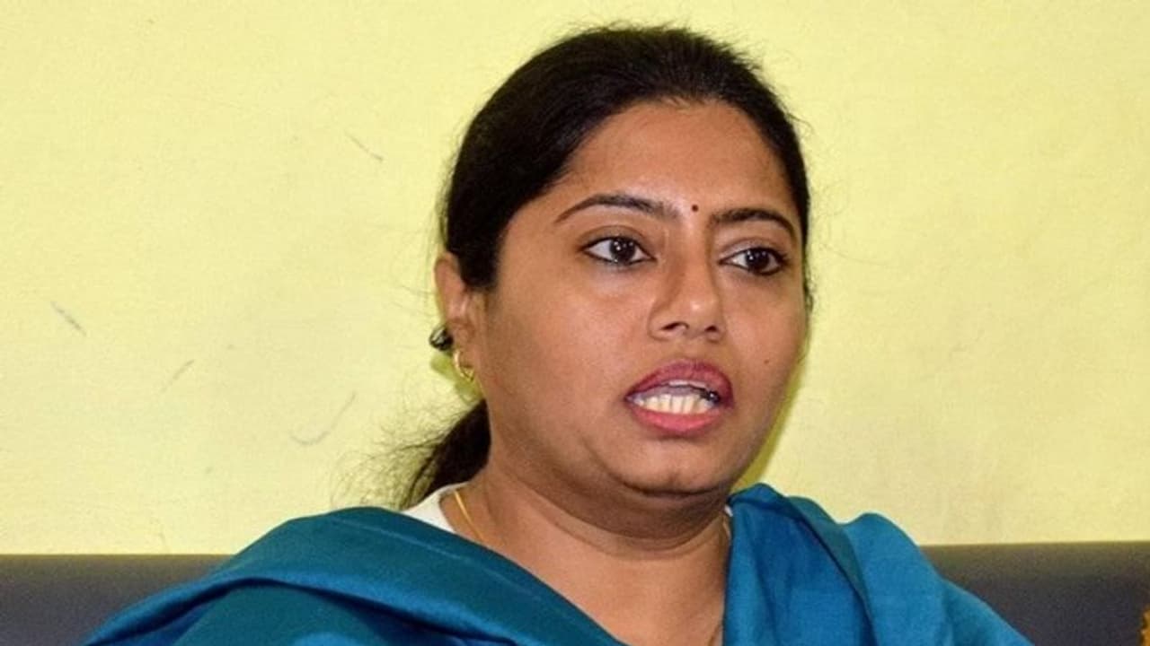 सिराथू विधायक पल्लवी पटेल के खिलाफ SDM का नोटिस कोर्ट ने किया रद्द, जांच को लेकर उठाए कई सवाल