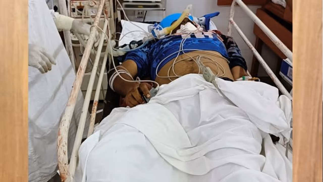 जमशेदपुर में जरा सी बात साथी को दी दर्दनाक मौत, गर्दन में मारी गोली...खून से सन गई पूरी बॉडी जमशेदपुर में जरा सी बात साथी को दी दर्दनाक मौत, गर्दन में मारी गोली...खून से सन गई पूरी बॉडी