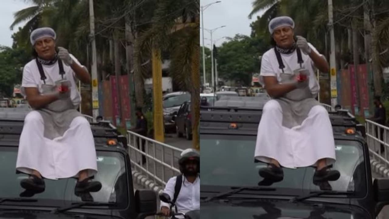 ജീപ്പിന് മുകളില്‍ കയറി മാസ് എന്‍ട്രി; പുലിവാല് പിടിച്ച് ബോബി ചെമ്മണ്ണൂര്‍