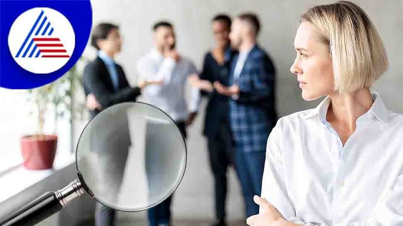 ಯಪ್ಪಾ..! ಪುರುಷರು ಮಹಿಳೆ ಬಗ್ಗೆ ಹೀಗೆಲ್ಲಾ ಗೂಗಲ್ ಮಾಡ್ತಾರಂತೆ ! ಯಪ್ಪಾ..! ಪುರುಷರು ಮಹಿಳೆ ಬಗ್ಗೆ ಹೀಗೆಲ್ಲಾ ಗೂಗಲ್ ಮಾಡ್ತಾರಂತೆ !