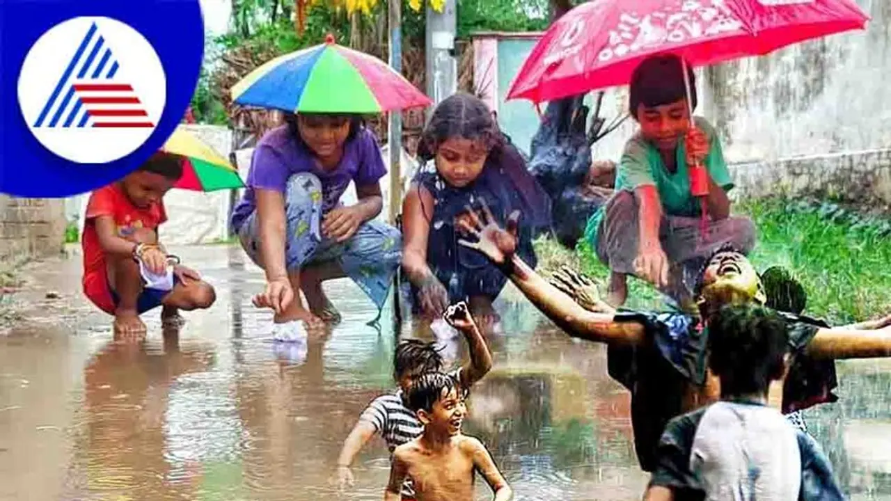ಜಿಟಿಜಿಟಿ ಮಳೆ..ಮರೆಯಲಾಗದ ಬೆಚ್ಚನೆಯ ಸವಿ ಸವಿ ನೆನಪು ಜಿಟಿಜಿಟಿ ಮಳೆ..ಮರೆಯಲಾಗದ ಬೆಚ್ಚನೆಯ ಸವಿ ಸವಿ ನೆನಪು