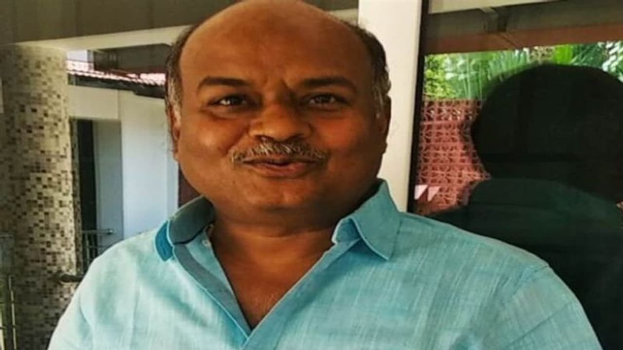 CM हेमंत सोरेन के करीबी पंकज मिश्रा से ईडी ने पांच घंटे पूछताछ के बाद छोड़ा, कई जमीनों के जरूरी कागजात हाथ लगे CM हेमंत सोरेन के करीबी पंकज मिश्रा से ईडी ने पांच घंटे पूछताछ के बाद छोड़ा, कई जमीनों के जरूरी कागजात हाथ लगे