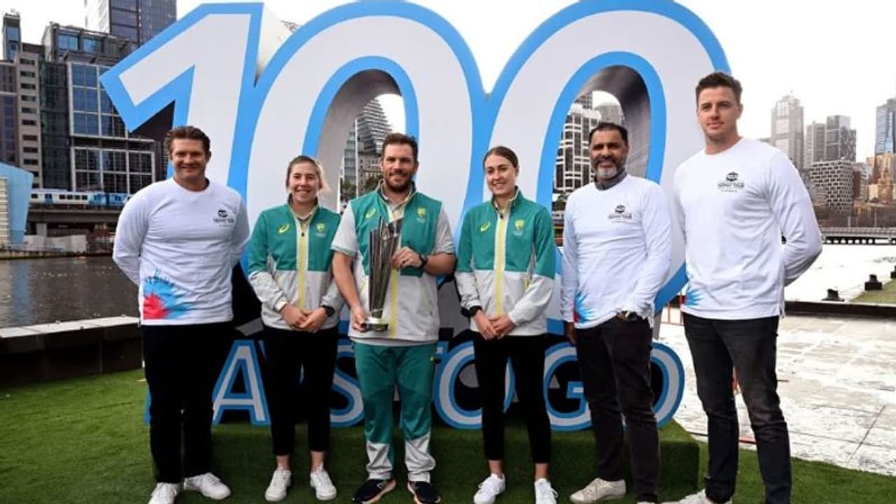 T20 WC 2022: పొట్టి పోరుకు కౌంట్ డౌన్ స్టార్ట్.. వరల్డ్ టూర్ ప్రారంభించిన ఐసీసీ T20 WC 2022: పొట్టి పోరుకు కౌంట్ డౌన్ స్టార్ట్.. వరల్డ్ టూర్ ప్రారంభించిన ఐసీసీ