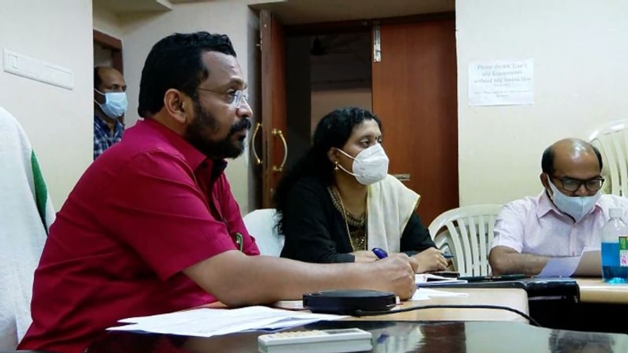 ഇക്കുറി അധിക മഴ ഉണ്ടാകില്ലെന്ന് റവന്യൂ മന്ത്രി , ദുരന്ത നിവാരണ പ്രവർത്തനങ്ങൾക്ക് സംസ്ഥാനം സജ്ജം