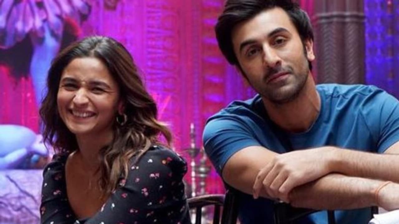 क्या 'ब्रह्मास्त्र' के लिए पब्लिसिटी स्टंट थी आलिया भट्ट की प्रेग्नेंसी की खबर? पति रणबीर कपूर ने बताई सच्चाई क्या 'ब्रह्मास्त्र' के लिए पब्लिसिटी स्टंट थी आलिया भट्ट की प्रेग्नेंसी की खबर? पति रणबीर कपूर ने बताई सच्चाई