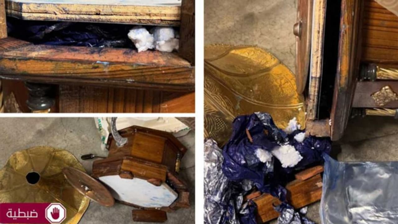 ഗ്രാമഫോണിനുള്ളില്‍ ഒളിപ്പിച്ച് മയക്കുമരുന്ന് കടത്താനുള്ള ശ്രമം കസ്റ്റംസ് കണ്ടെത്തി