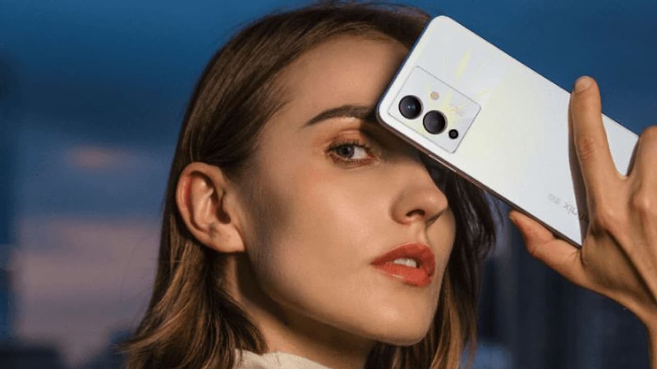 चुपके से लॉन्च हुआ 15 हजार रुपए वाला स्टाइलिश Smartphone, फीचर्स और डिजाइन देख आप भी कहेंगे OMG! चुपके से लॉन्च हुआ 15 हजार रुपए वाला स्टाइलिश Smartphone, फीचर्स और डिजाइन देख आप भी कहेंगे OMG!