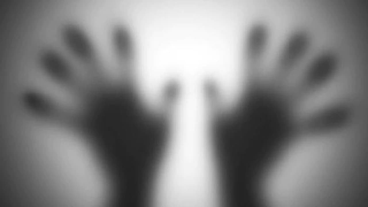 തെറാപ്പിസ്റ്റിനെ കെട്ടിയിട്ട് പീഡിപ്പിച്ചു, രക്ഷിക്കാനുള്ള ശ്രമത്തിൽ പ്രതിയുടെ തലയ്ക്ക് വെടിവച്ച് പൊലീസ് തെറാപ്പിസ്റ്റിനെ കെട്ടിയിട്ട് പീഡിപ്പിച്ചു, രക്ഷിക്കാനുള്ള ശ്രമത്തിൽ പ്രതിയുടെ തലയ്ക്ക് വെടിവച്ച് പൊലീസ്