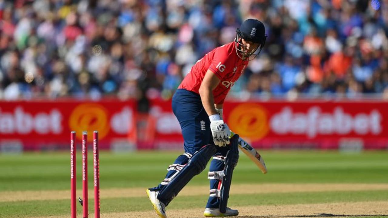 ബാസ്ബോള് പോയിട്ട് പൊടിപോലുമില്ല, അങ്ങനെ പവനായി ശവമായി; ഇന്ത്യയുടെ ഇംഗ്ലണ്ട് വധം ആഘോഷമാക്കി ആരാധകർ ബാസ്ബോള് പോയിട്ട് പൊടിപോലുമില്ല, അങ്ങനെ പവനായി ശവമായി; ഇന്ത്യയുടെ ഇംഗ്ലണ്ട് വധം ആഘോഷമാക്കി ആരാധകർ