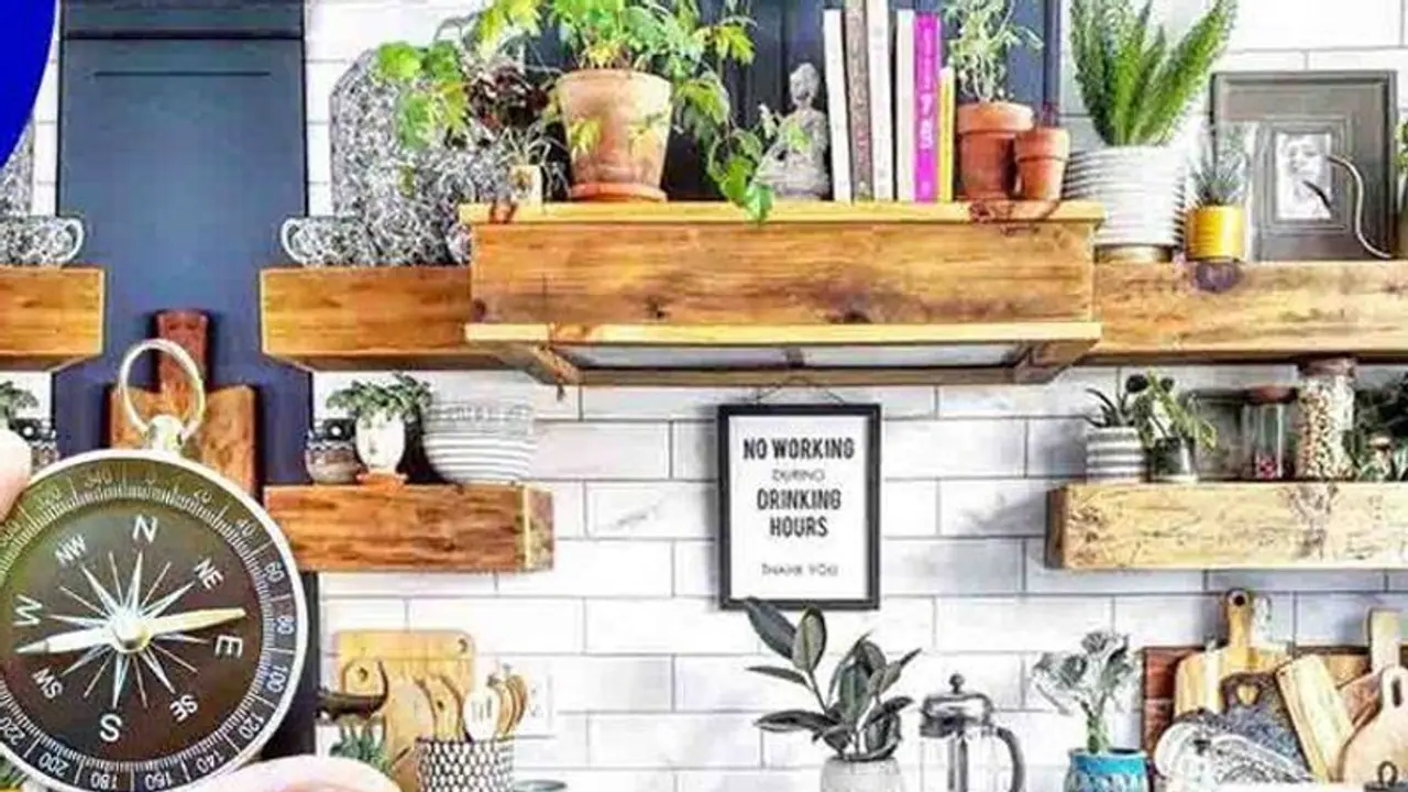 बैचलर लड़का लड़की बेडरूम में भूलकर भी ना रखें ये चीजें, शादी में बनती है बाधा