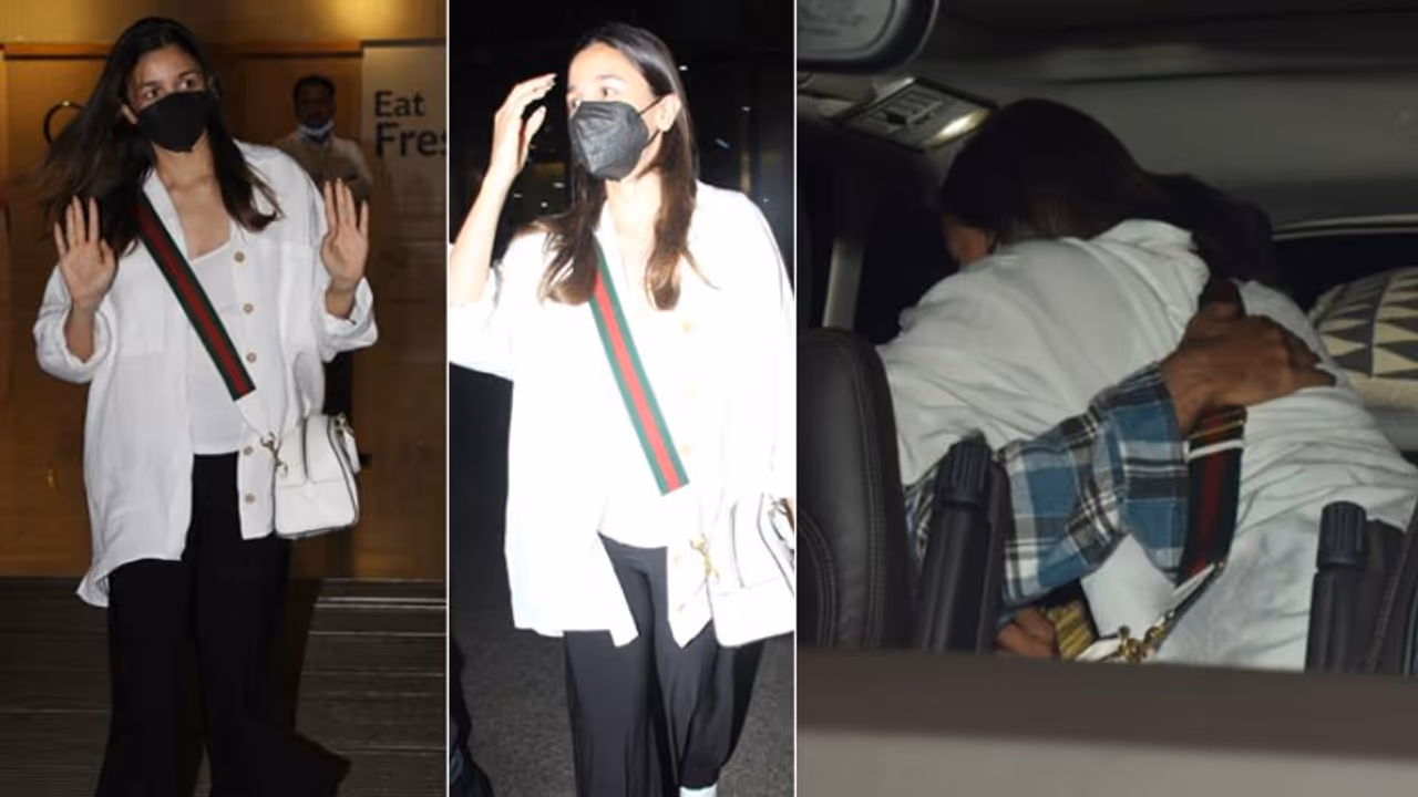 प्रेग्नेंसी अनाउंसमेंट के बाद पहली बार बेबी बंप फ्लॉन्ट करती दिखी आलिया भट्ट, पति ने यूं लगाया गले प्रेग्नेंसी अनाउंसमेंट के बाद पहली बार बेबी बंप फ्लॉन्ट करती दिखी आलिया भट्ट, पति ने यूं लगाया गले