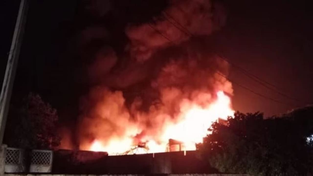 আগুন লেগেছিল না লাগানো হয়েছিল? এসকে মুভিজের ভস্মীভূত গুদাম নিয়ে প্রশ্নে রানা সরকার