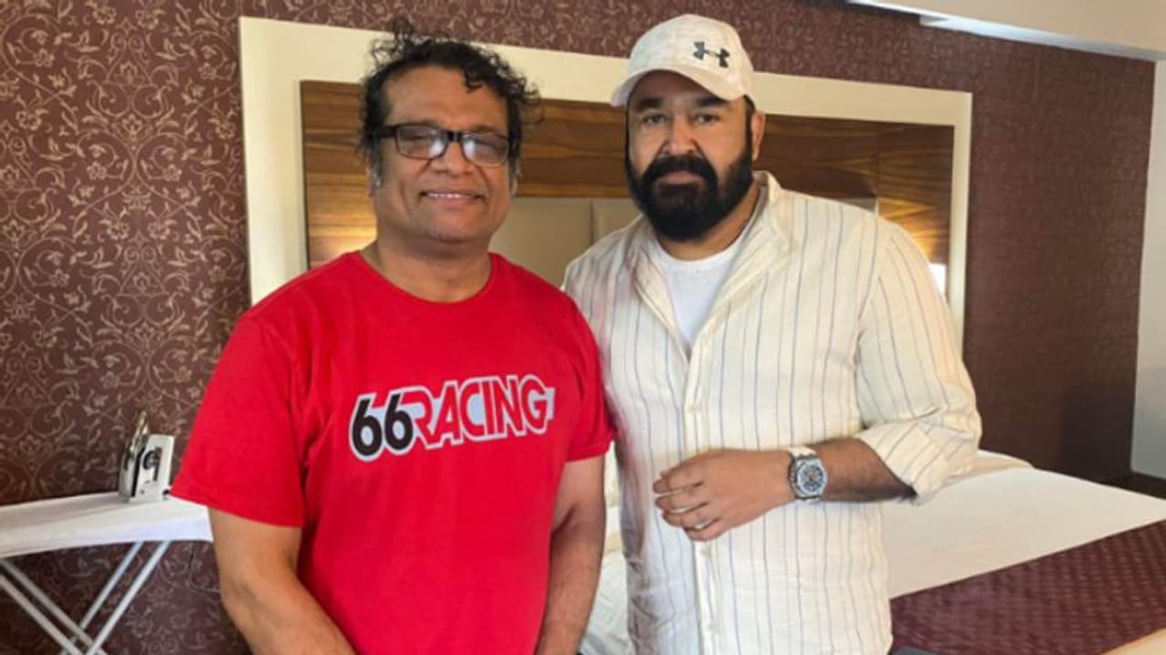 അഭിനയത്തിൽ മാത്രമല്ല മനുഷ്യത്വത്തിലും ലാലേട്ടൻ വിസ്മയമാകുന്നു: ഹരീഷ് പേരടി അഭിനയത്തിൽ മാത്രമല്ല മനുഷ്യത്വത്തിലും ലാലേട്ടൻ വിസ്മയമാകുന്നു: ഹരീഷ് പേരടി