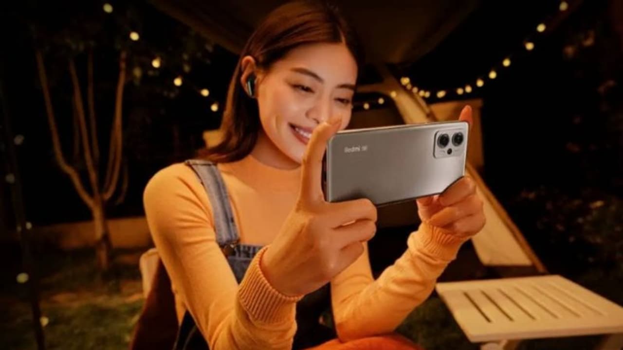 Apple के iPhone 13 को टक्कर देने आ रहा Xiaomi का ये धांसू स्मार्टफोन, कीमत 30,000 रुपए से भी होगी कम Apple के iPhone 13 को टक्कर देने आ रहा Xiaomi का ये धांसू स्मार्टफोन, कीमत 30,000 रुपए से भी होगी कम