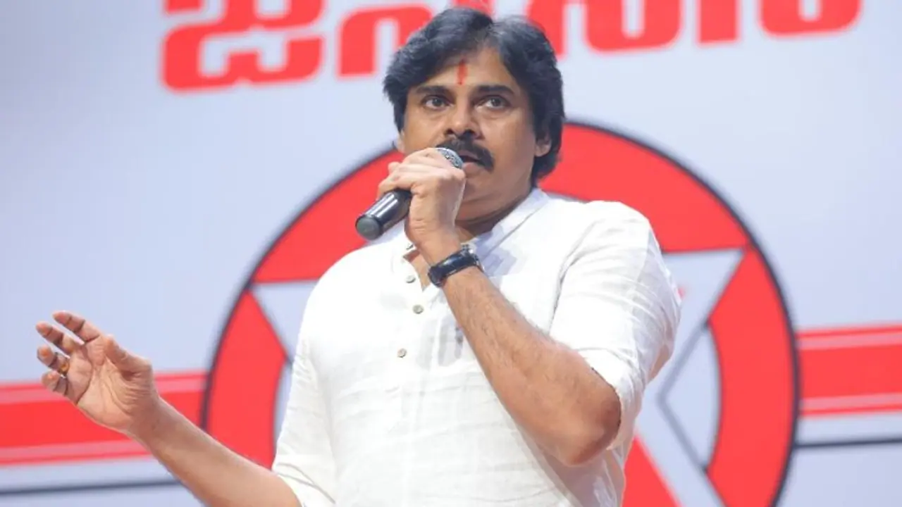 వైసీపీ విముక్త ఏపీయే టార్గెట్, మా ప్లాన్స్ మాకున్నాయి:పవన్ కళ్యాణ్ వైసీపీ విముక్త ఏపీయే టార్గెట్, మా ప్లాన్స్ మాకున్నాయి:పవన్ కళ్యాణ్