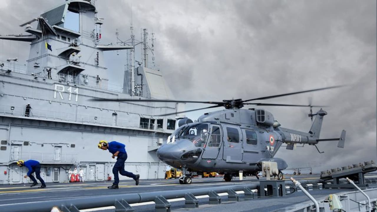 চিনের ওপর খবরদারি ভারতের, ভারত মহাসাগরে নজরদারি চালাতে তৈরি নৌসেনার অত্যাধুনিক এয়ারক্রাফট চিনের ওপর খবরদারি ভারতের, ভারত মহাসাগরে নজরদারি চালাতে তৈরি নৌসেনার অত্যাধুনিক এয়ারক্রাফট