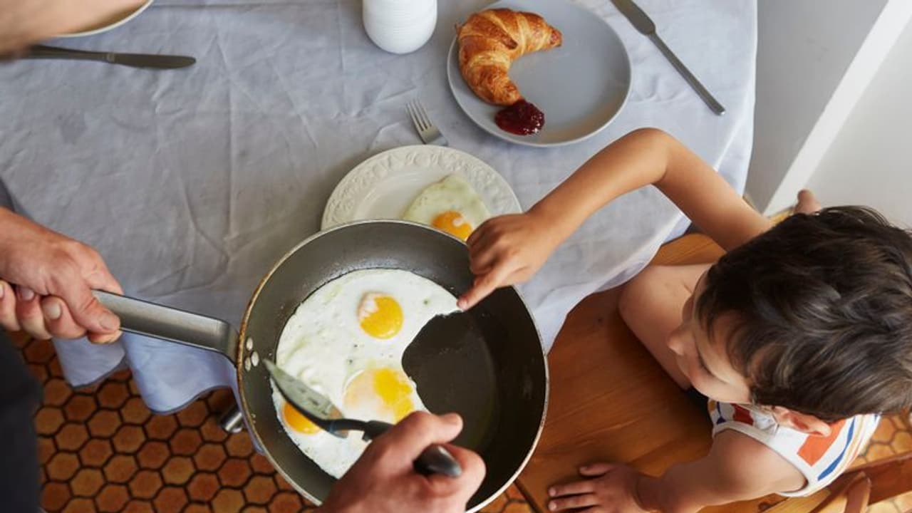 Eggs for Kids : കുട്ടികൾക്ക് ദിവസവും ഒരു മുട്ട നൽകണമെന്ന് പറയുന്നതിന്റെ കാരണം