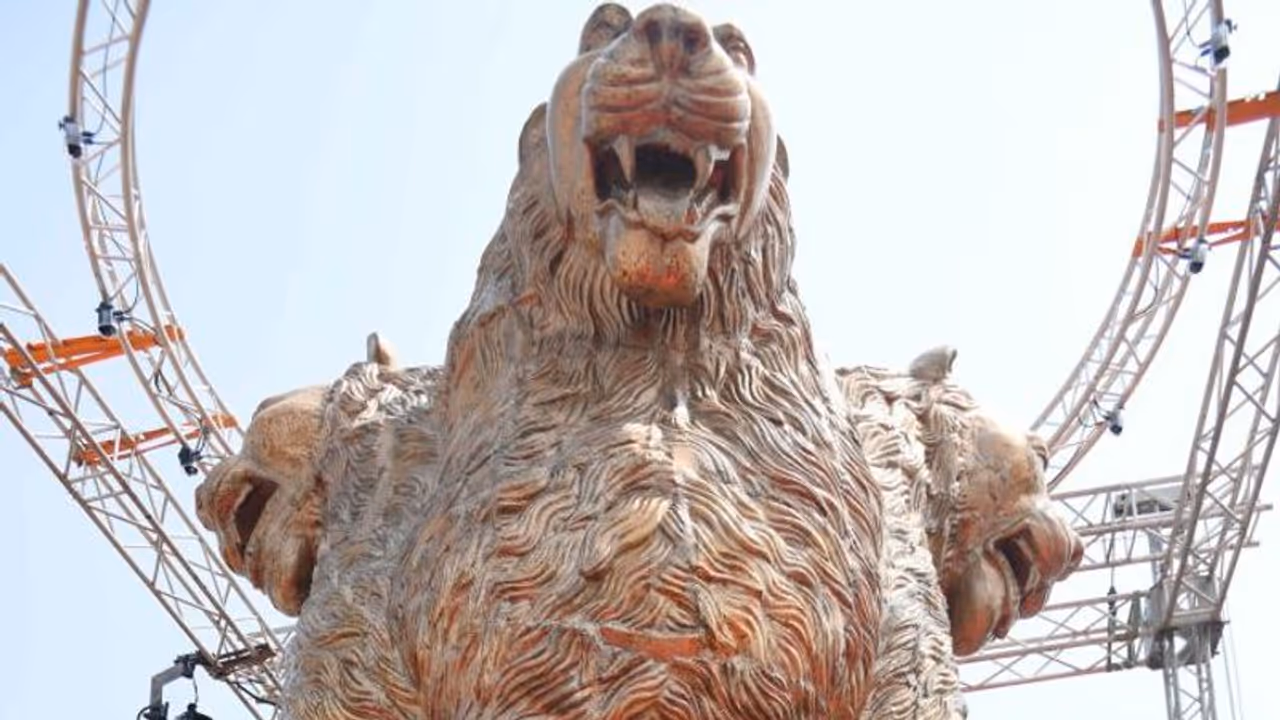 Why is the 16,000 kg national emblem over new Parliament unique? Why is the 16,000 kg national emblem over new Parliament unique?