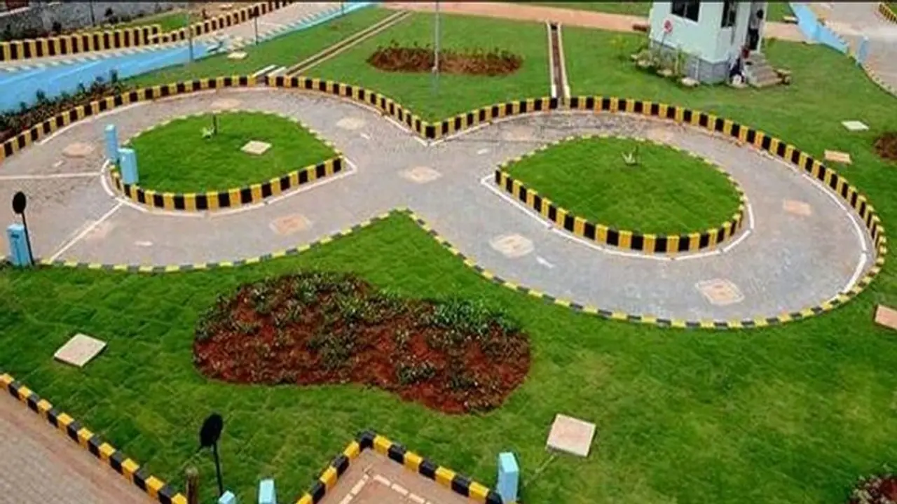 ड्राइविंग लाइसेंस बनवाना अब होगा कठिन, जल्द ही ट्रायल में होने जा रहे हैं बदलाव ड्राइविंग लाइसेंस बनवाना अब होगा कठिन, जल्द ही ट्रायल में होने जा रहे हैं बदलाव