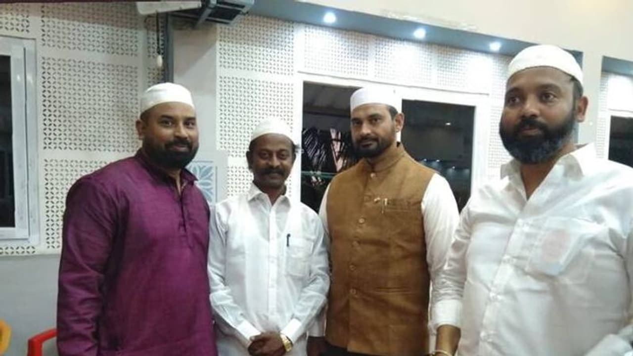 பாஜகவில் சேர்ந்தால் தாக்குதல் நடத்துவீர்களா... நபி இதைதான் கற்றுக் கொடுத்தாரா..? கொதிக்கும் இசுலாமியர்.. 