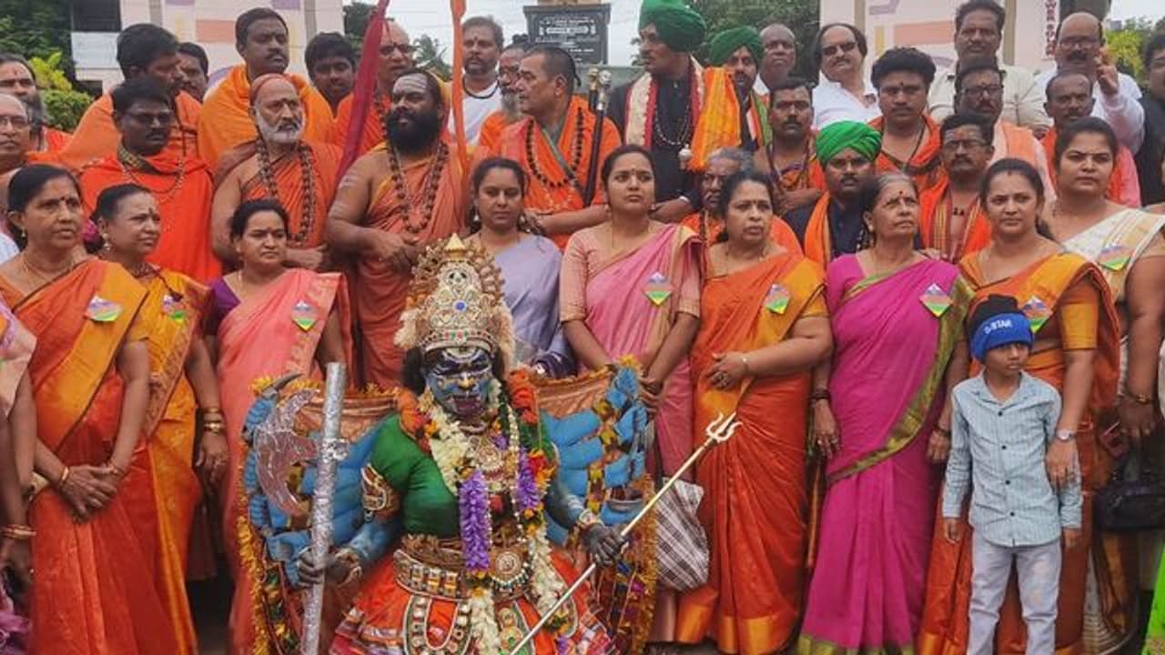 ಕಾಳಿದೇವಿಯ ಅಪಮಾನಕ್ಕೆ ವಿಶ್ವಕರ್ಮ ಮಠಾಧೀಶರು, ಮುಖಂಡರ ಖಂಡನೆ