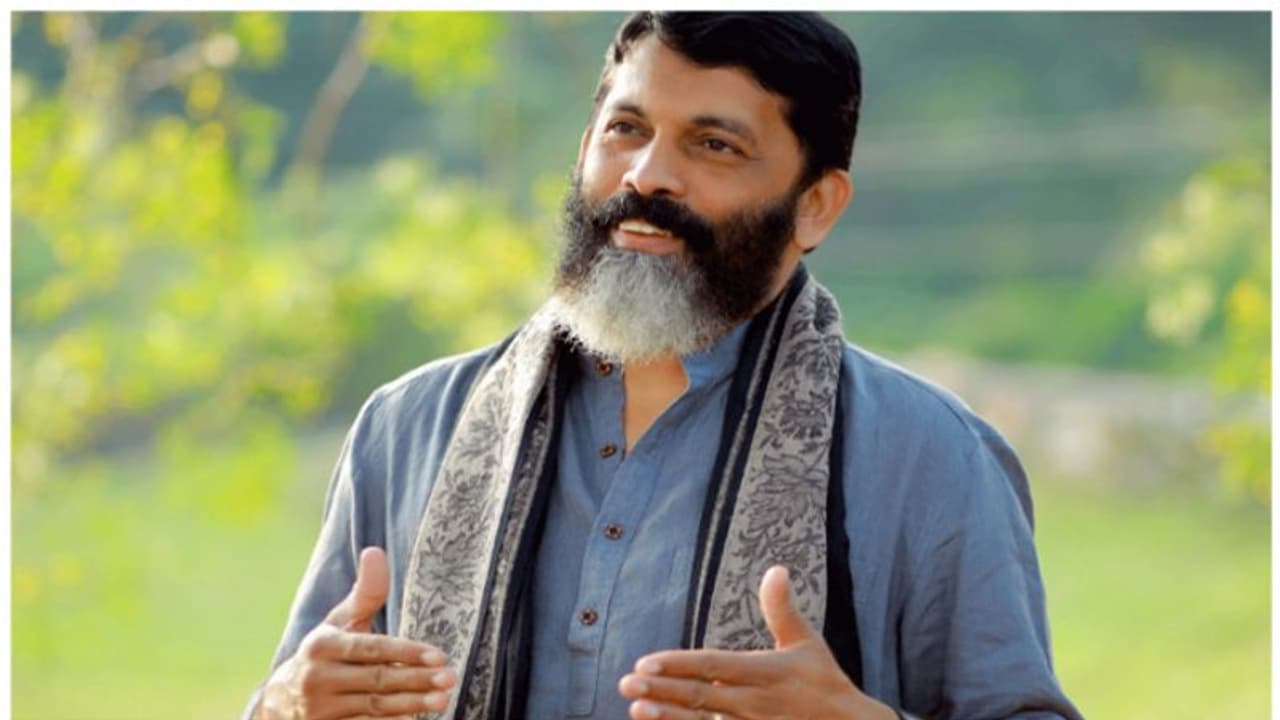 ആദിവാസികള്‍ക്കെതിരായ കയ്യേറ്റം, ഭൂമി തട്ടിപ്പ്; എച്ച്ആര്‍ഡിഎസ് സെക്രട്ടറി അറസ്റ്റില്‍