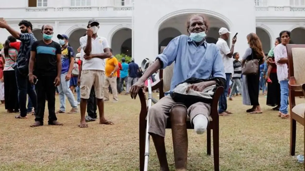 ಶ್ರೀಲಂಕಾ ಆಸ್ಪತ್ರೆಗಳಲ್ಲಿ ಔಷಧವಿಲ್ಲದೆ ಪರದಾಟ! ಶ್ರೀಲಂಕಾ ಆಸ್ಪತ್ರೆಗಳಲ್ಲಿ ಔಷಧವಿಲ್ಲದೆ ಪರದಾಟ!